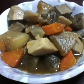 京芋と高野豆腐と根菜の煮物
